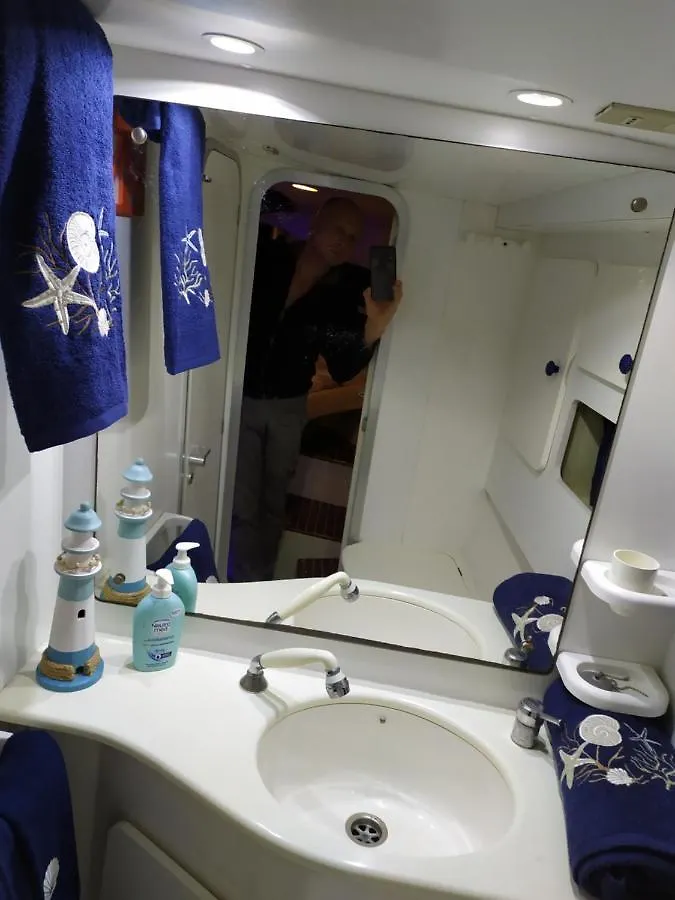 Bateau-hôtel Hotel Sanremo Charter Boat And Breakfast Italie